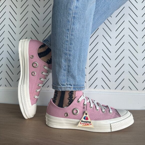 ❤️Converse Chuck 70 Metal Rings Low Sz 8 Women Shoes Pink Gold Snekers A11177C❤️ - Picture 1 of 13